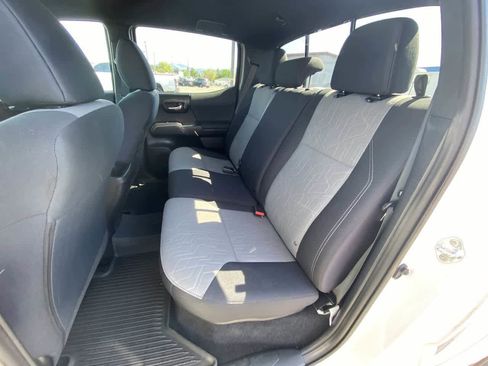 Certified 2021 Toyota Tacoma TRD Sport AWD/4WD image 21