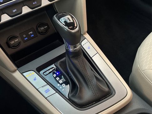 Used 2019 Hyundai Elantra Value Edition image 34