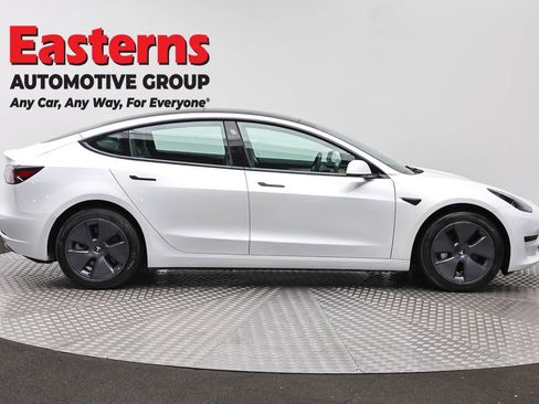 Used 2023 Tesla Model 3 Standard Range RWD image 4