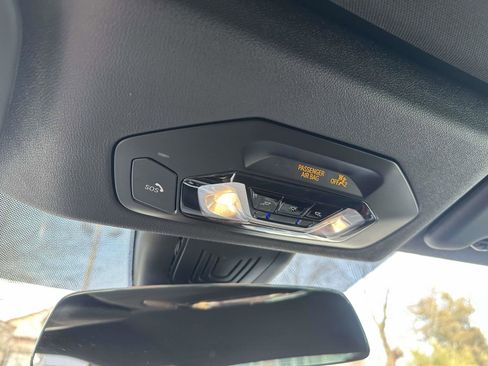 Used 2023 BMW 430i Convertible w/ M Sport Package image 23