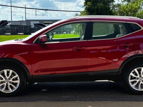 Used 2020 Nissan Rogue Sport SV w/ All-Weather Package image 11