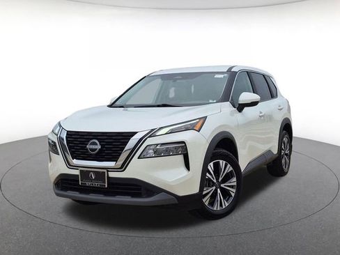 Used 2022 Nissan Rogue SV AWD/4WD image 1