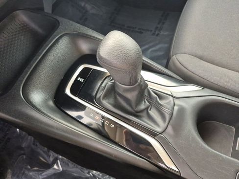 Used 2024 Toyota Corolla LE image 21