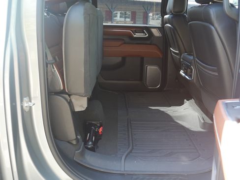 Used 2024 GMC Sierra 2500 Denali Ultimate AWD/4WD image 31