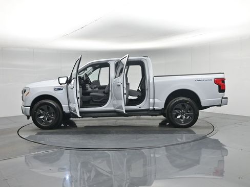 New 2025 Ford F150 Lightning Flash image 28