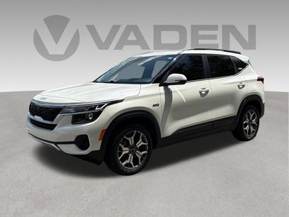 Used 2022 Kia Seltos EX