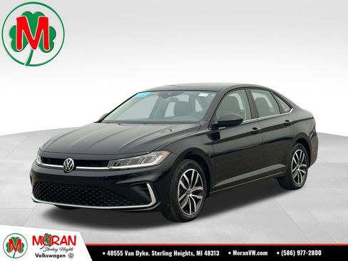 Used 2025 Volkswagen Jetta SE w/ Sunroof Package FWD image 1