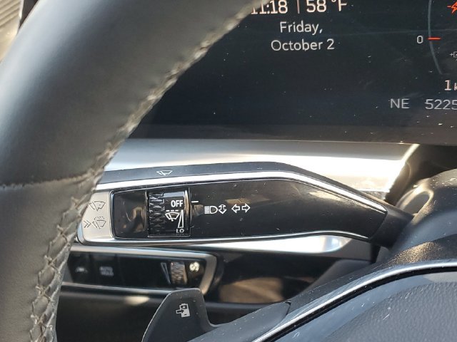 Certified 2024 Cadillac Lyriq Luxury AWD/4WD image 20