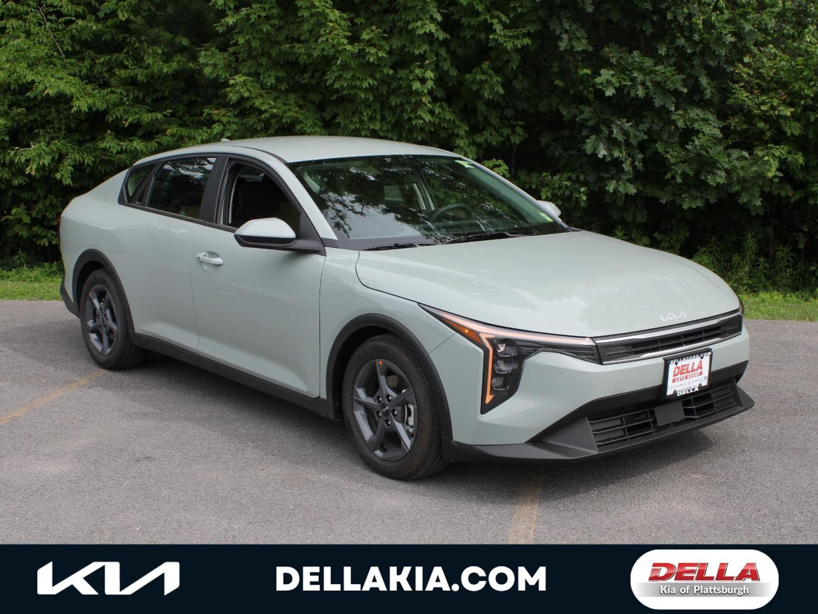 New 2026 Kia K4 FWD image 1