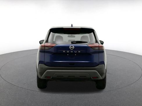Used 2025 Nissan Rogue SV FWD image 8