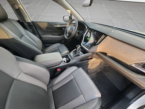 Used 2025 Subaru Outback Onyx Edition XT w/ Popular Package #2 image 23