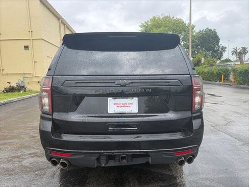 Used 2022 Chevrolet Suburban Premier AWD/4WD image 8