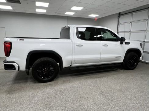 Used 2024 GMC Sierra 1500 Elevation image 13