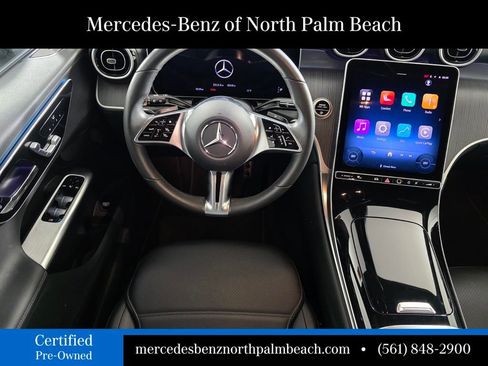 Used 2025 Mercedes-Benz GLC 300 image 12