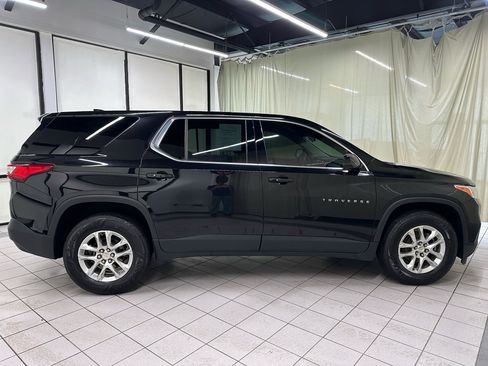 Used 2019 Chevrolet Traverse LS image 3