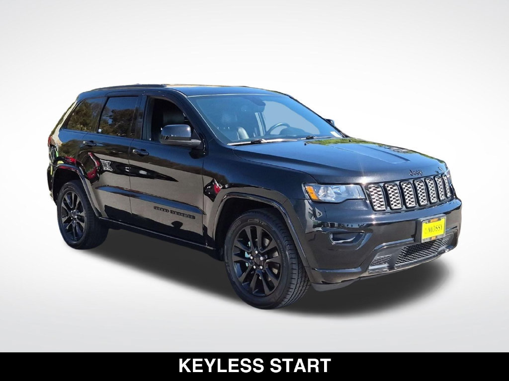 Used 2019 Jeep Grand Cherokee Altitude RWD image 2