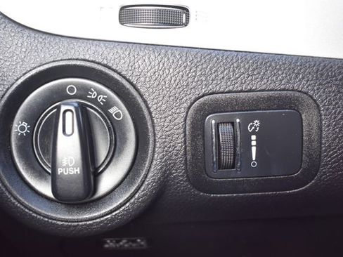 Used 2016 Dodge Journey SXT w/ Comfort/Convenience Group image 19