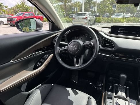 Certified 2025 MAZDA CX-30 AWD 2.5 S w/ Premium Package image 22