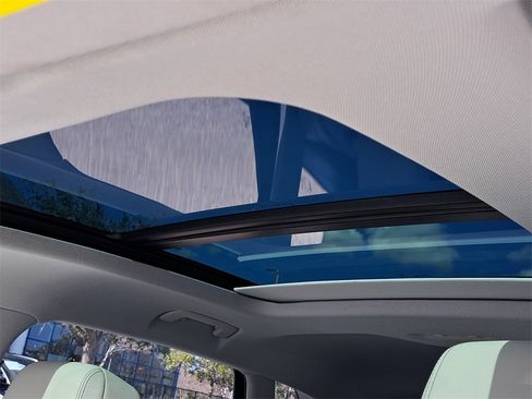 Certified 2024 Audi Q8 e-tron Premium Plus w/ Premium Plus Package image 15