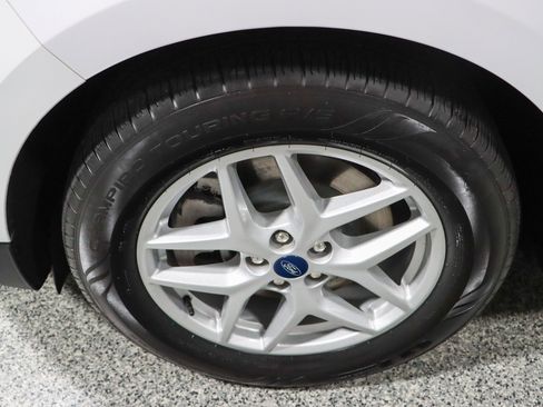 Used 2021 Ford Edge SEL w/ Convenience Package FWD image 11
