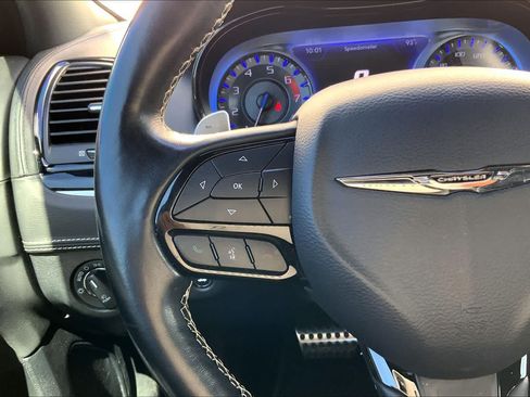 Used 2023 Chrysler 300 C RWD image 24