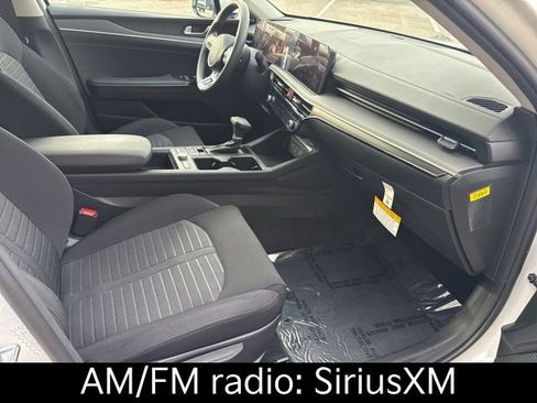 Used 2025 Kia K5 LXS image 5