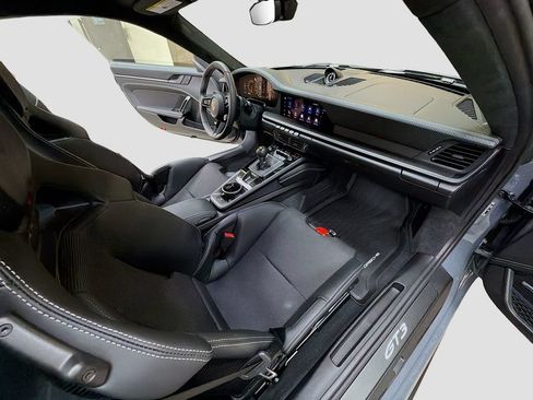 Certified 2026 Porsche 911 GT3 RWD image 28