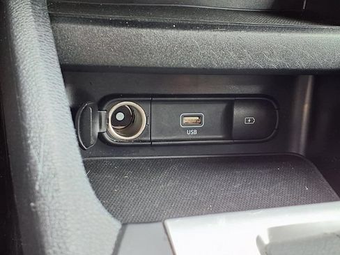 Used 2024 Kia Forte LXS w/ LXS Technology Package FWD image 8