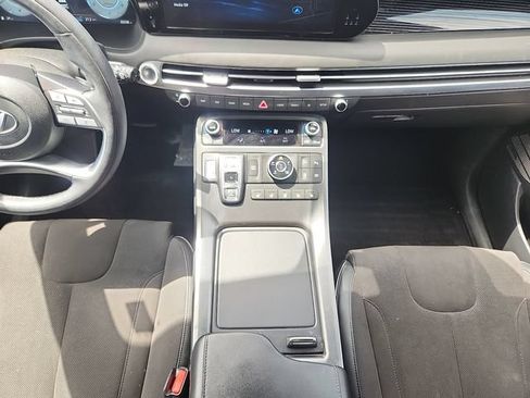 Used 2025 Hyundai Palisade Calligraphy AWD/4WD image 18