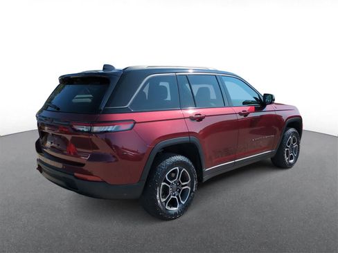 Certified 2022 Jeep Grand Cherokee Trailhawk image 8