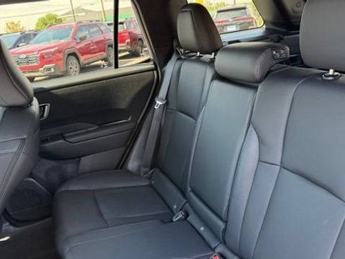 Used 2026 Subaru Outback Premium AWD/4WD image 17