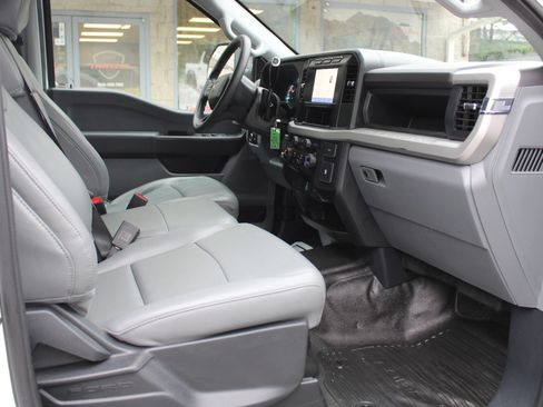 Used 2024 Ford F350 XL RWD image 8
