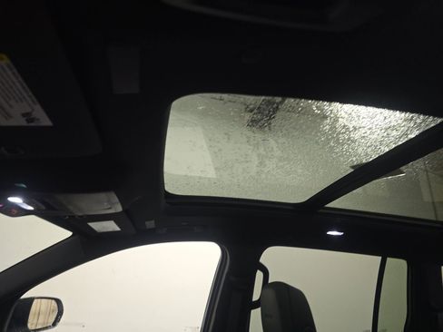 Used 2025 GMC Acadia AT4 image 15