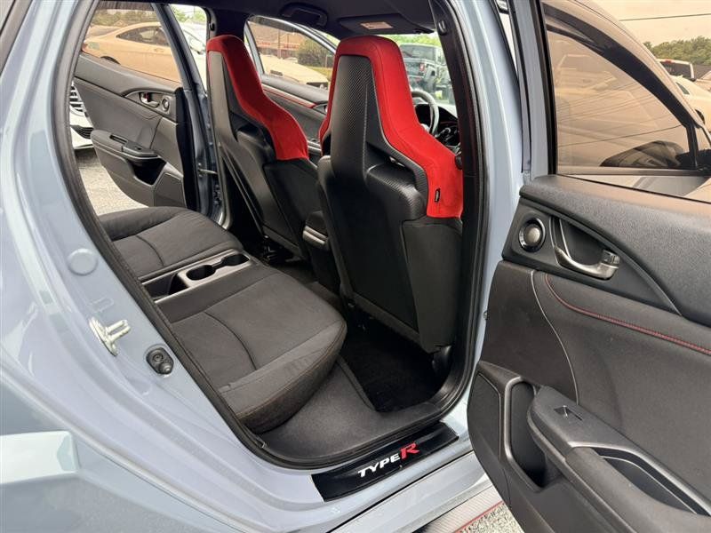 Used 2019 Honda Civic Type R image 15