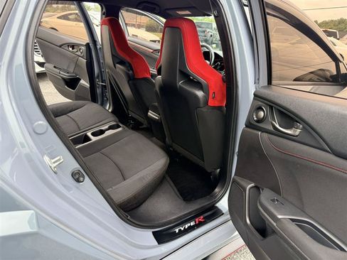 Used 2019 Honda Civic Type R image 15