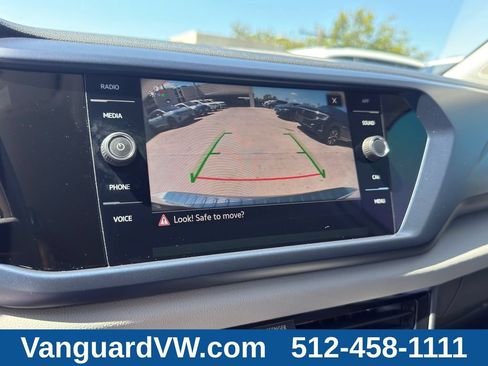 Used 2023 Volkswagen Taos SE FWD image 19