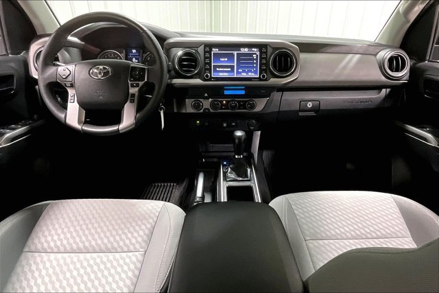Certified 2022 Toyota Tacoma SR5 w/ Technology Package AWD/4WD image 16