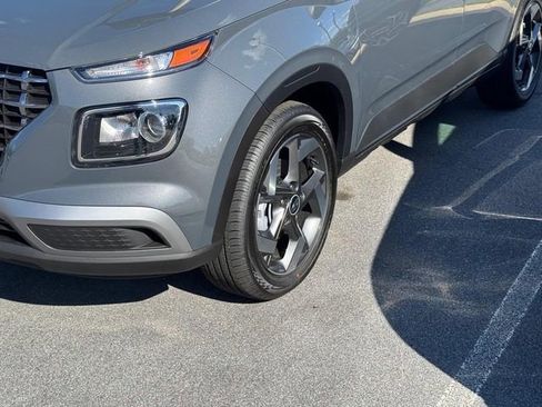 New 2026 Hyundai Venue SEL FWD image 4