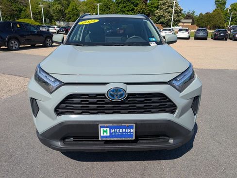 Used 2022 Toyota RAV4 XLE w/ Convenience Package AWD/4WD image 8