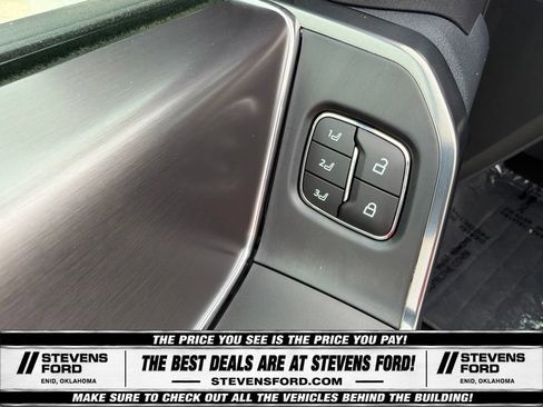 Used 2025 Ford F150 Platinum AWD/4WD image 22