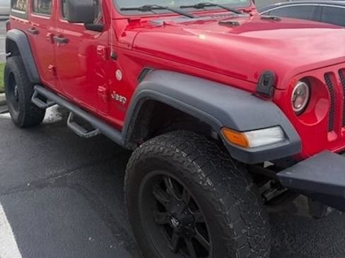Used 2018 Jeep Wrangler Unlimited Sport S AWD/4WD image 3