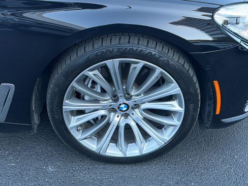 Used 2017 BMW 750i 750i image 40
