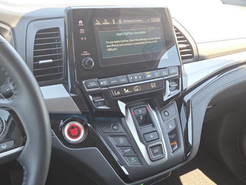Used 2024 Honda Odyssey Touring image 30