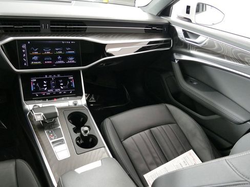 Used 2023 Audi A6 Premium Plus w/ Premium Plus Package image 8