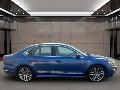 Used 2017 Volkswagen Passat 1.8T R-Line image 7