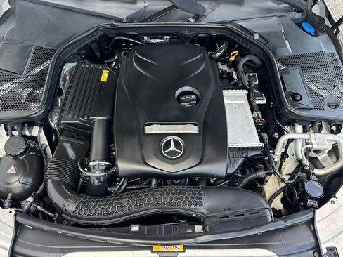Used 2018 Mercedes-Benz C 300 Sedan image 34