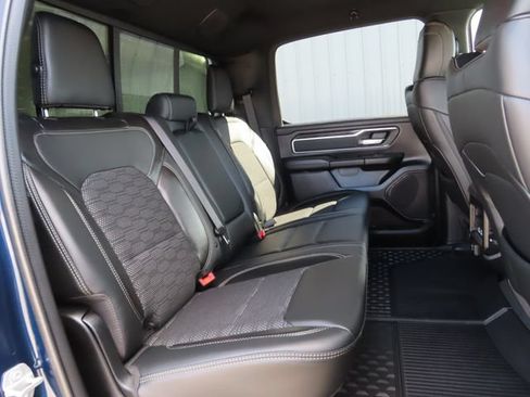 Used 2022 RAM 1500 Big Horn AWD/4WD image 31
