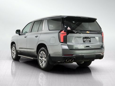 Used 2025 Chevrolet Tahoe Premier AWD/4WD image 3