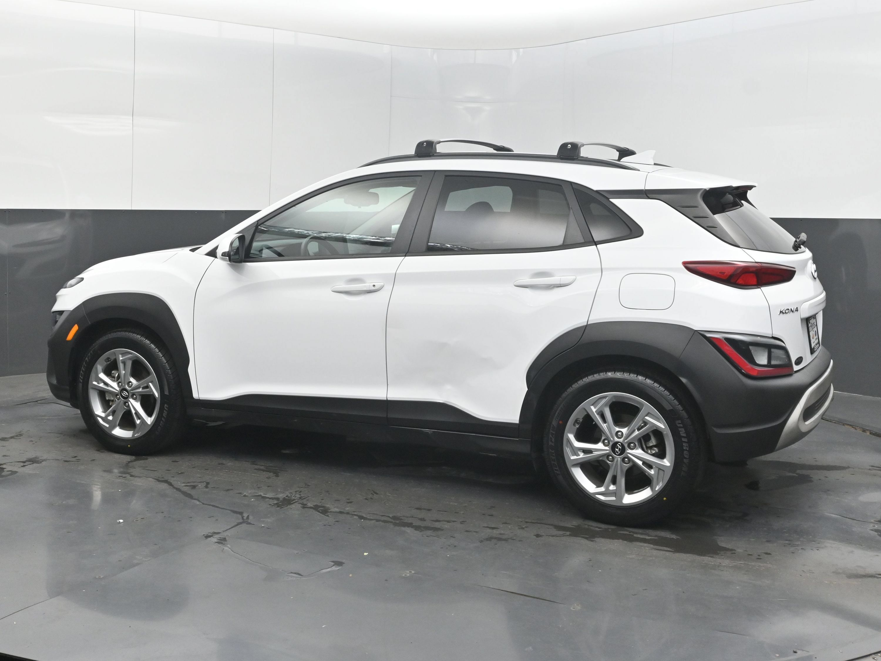 Used 2022 Hyundai Kona SEL w/ Convenience Package FWD image 7