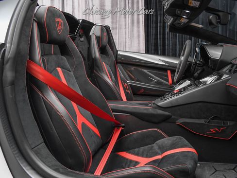 Used 2016 Lamborghini Aventador LP 750-4 Superveloce AWD/4WD image 23